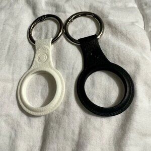 Air tag holders, 2 pack, new, black and white, Moko Brand